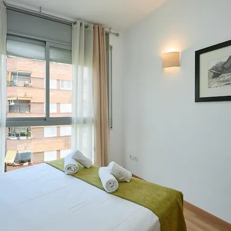 1ind1011 - One Bedroom Appartement *